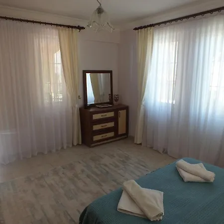 Nicholas Gate F 1 * Oludeniz